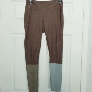 Outdoor Voices dipped warm up leggings
